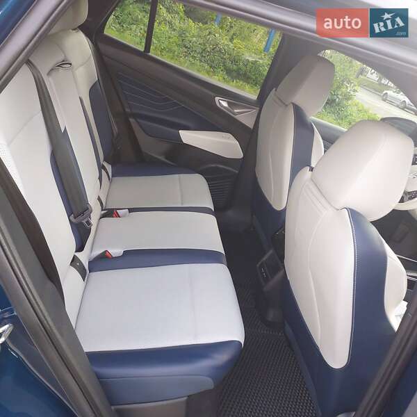 Внедорожник / Кроссовер Volkswagen ID.4 2023 в Ивано-Франковске