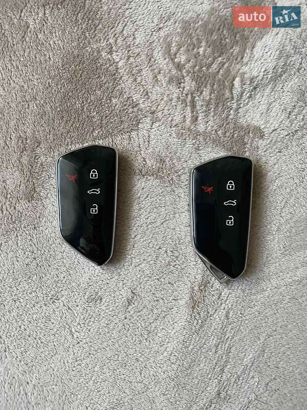 Внедорожник / Кроссовер Volkswagen ID.4 2022 в Одессе фото 8 Внедорожник / Кроссовер Volkswagen ID.4 2022 в Одессе