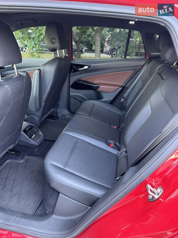Позашляховик / Кросовер Volkswagen ID.4 2021 в Києві