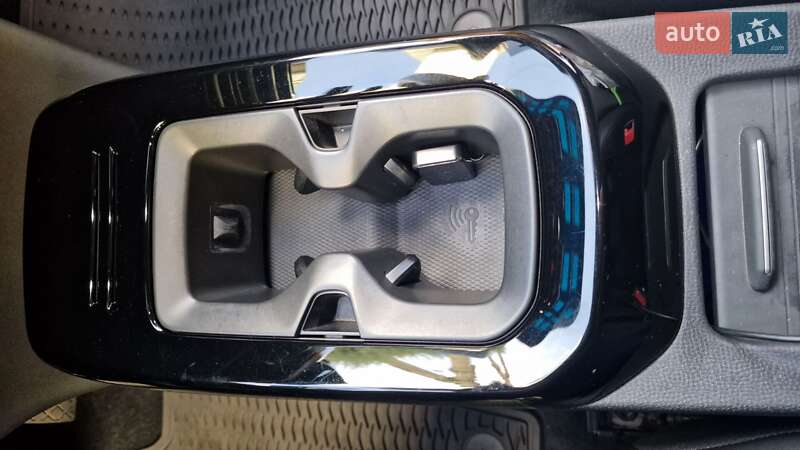Внедорожник / Кроссовер Volkswagen ID.4 2022 в Ровно фото 33 Внедорожник / Кроссовер Volkswagen ID.4 2022 в Ровно