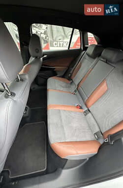 Внедорожник / Кроссовер Volkswagen ID.4 2021 в 
