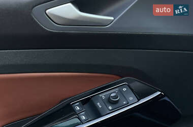 Внедорожник / Кроссовер Volkswagen ID.4 2021 в 