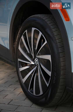 Внедорожник / Кроссовер Volkswagen ID.4 2023 в 