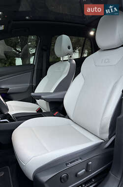 Внедорожник / Кроссовер Volkswagen ID.4 2022 в 