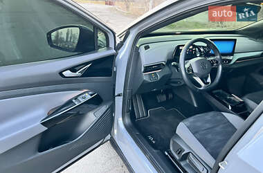 Внедорожник / Кроссовер Volkswagen ID.4 2022 в 