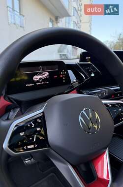 Внедорожник / Кроссовер Volkswagen ID.4 2022 в 