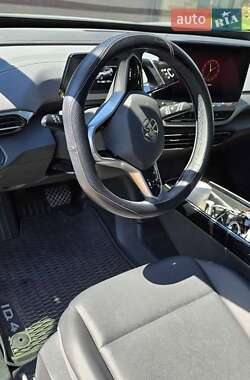 Внедорожник / Кроссовер Volkswagen ID.4 2023 в 