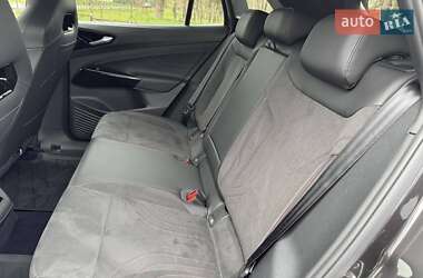 Внедорожник / Кроссовер Volkswagen ID.4 2022 в 
