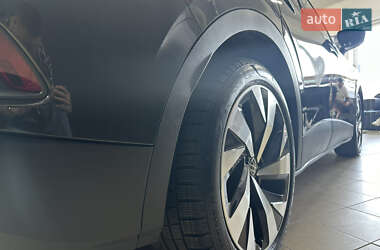 Позашляховик / Кросовер Volkswagen ID.4 2021 в 