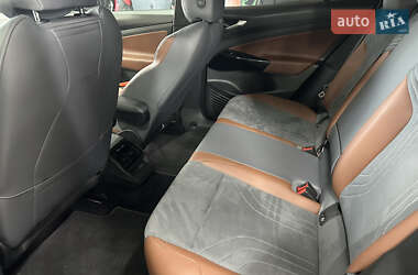 Позашляховик / Кросовер Volkswagen ID.4 2021 в 