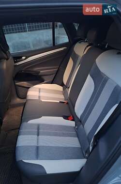 Внедорожник / Кроссовер Volkswagen ID.4 2022 в 