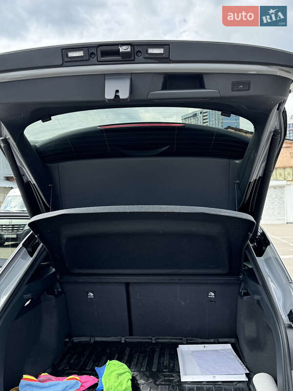 Позашляховик / Кросовер Volkswagen ID.4 2022 в Києві