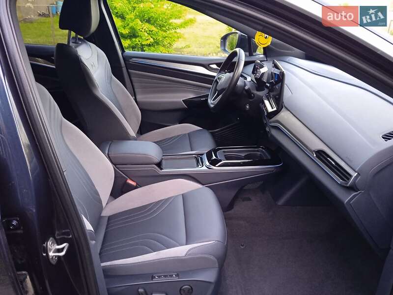 Позашляховик / Кросовер Volkswagen ID.4 2021 в Чернівцях
