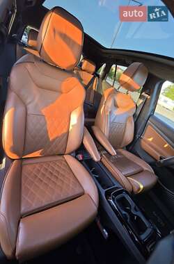 Внедорожник / Кроссовер Volkswagen ID.4 2020 в 