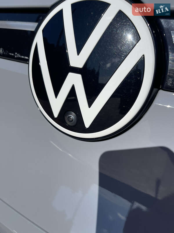 Внедорожник / Кроссовер Volkswagen ID.4 2023 в Новояворовске