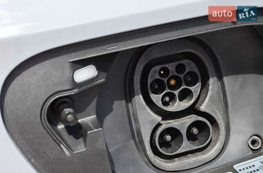 Внедорожник / Кроссовер Volkswagen ID.4 2021 в 