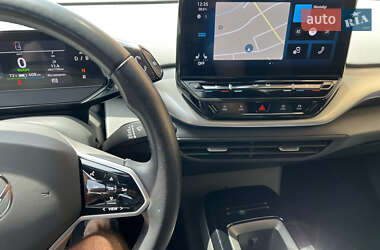 Внедорожник / Кроссовер Volkswagen ID.4 2022 в 