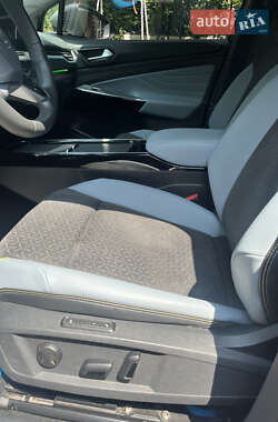 Позашляховик / Кросовер Volkswagen ID.4 2021 в 