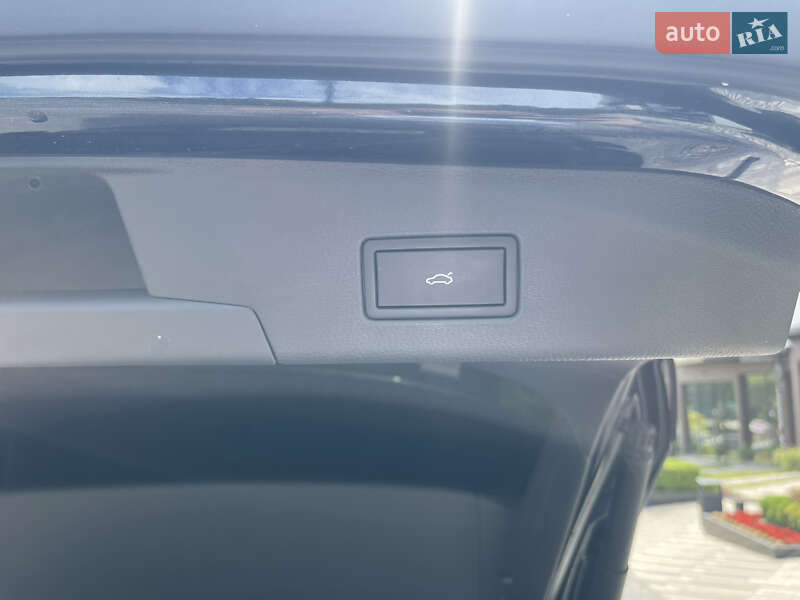 Позашляховик / Кросовер Volkswagen ID.4 2022 в Ужгороді