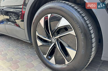 Позашляховик / Кросовер Volkswagen ID.4 2024 в 
