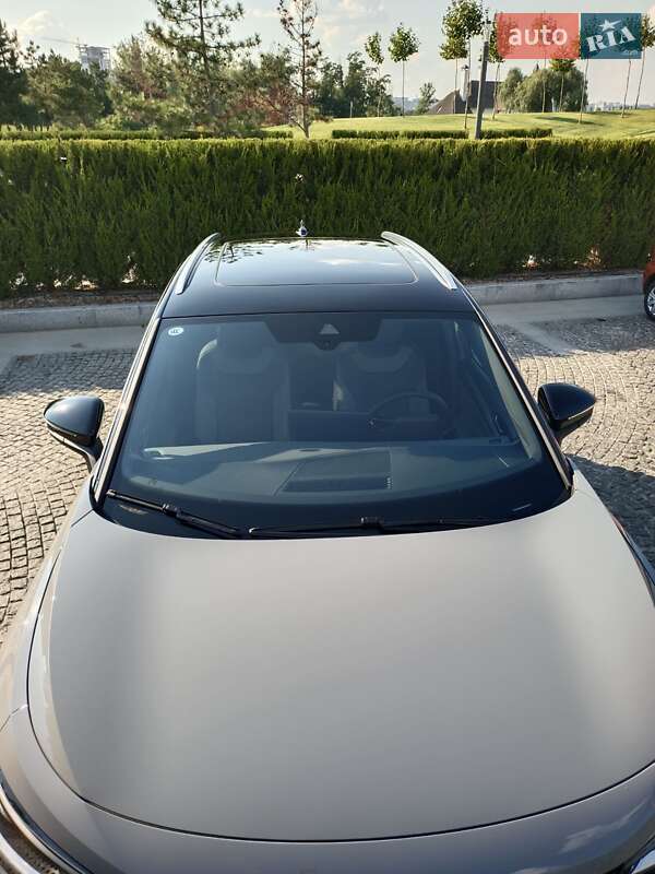 Внедорожник / Кроссовер Volkswagen ID.4 2022 в Днепре