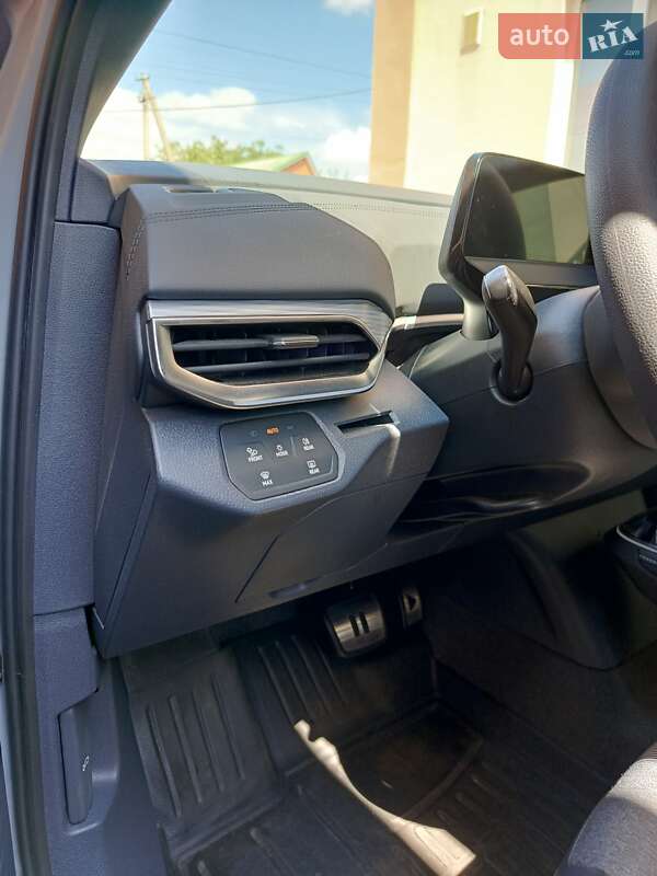 Внедорожник / Кроссовер Volkswagen ID.4 2022 в Днепре фото 13 Внедорожник / Кроссовер Volkswagen ID.4 2022 в Днепре