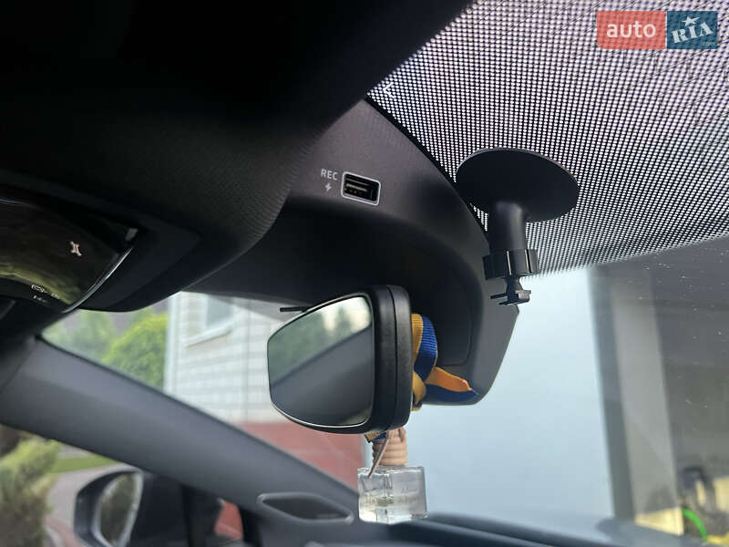 Позашляховик / Кросовер Volkswagen ID.4 2022 в Хмільнику