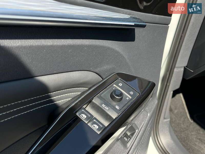 Внедорожник / Кроссовер Volkswagen ID.4 2021 в Львове