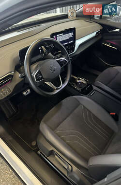 Внедорожник / Кроссовер Volkswagen ID.4 2023 в 