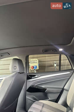 Внедорожник / Кроссовер Volkswagen ID.4 2022 в 