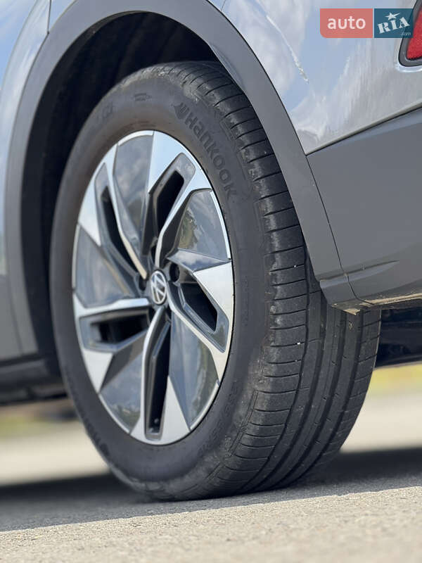 Внедорожник / Кроссовер Volkswagen ID.4 2022 в Трускавце