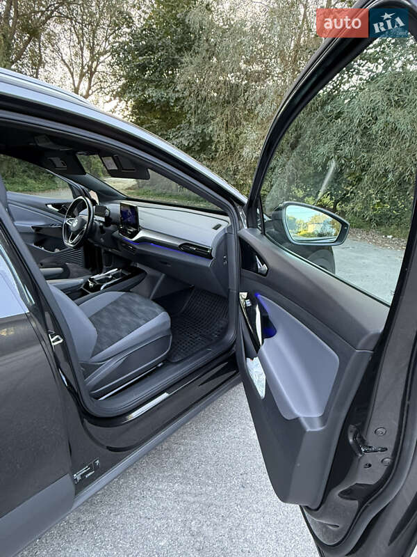 Внедорожник / Кроссовер Volkswagen ID.4 2021 в Киеве