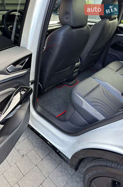Внедорожник / Кроссовер Volkswagen ID.4 2023 в 