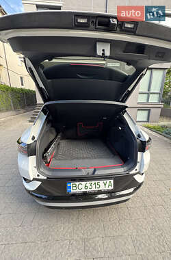 Внедорожник / Кроссовер Volkswagen ID.4 2023 в 