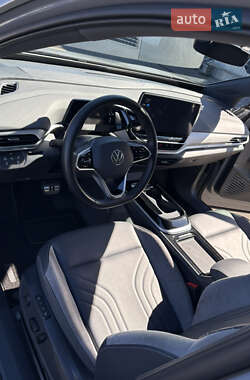 Внедорожник / Кроссовер Volkswagen ID.4 2023 в 