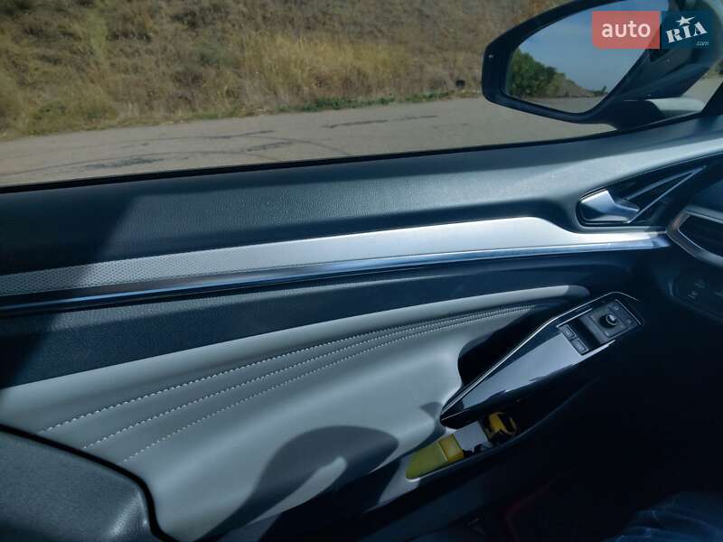 Внедорожник / Кроссовер Volkswagen ID.4 2021 в Одессе