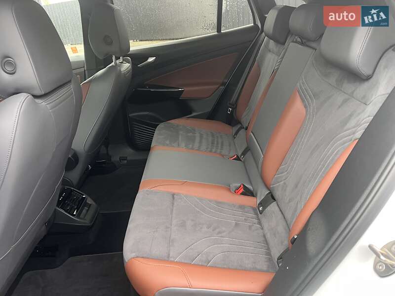 Внедорожник / Кроссовер Volkswagen ID.4 2021 в Луцке