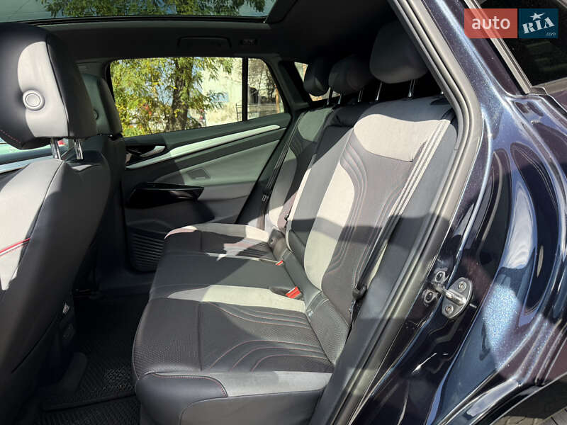 Позашляховик / Кросовер Volkswagen ID.4 2021 в Одесі