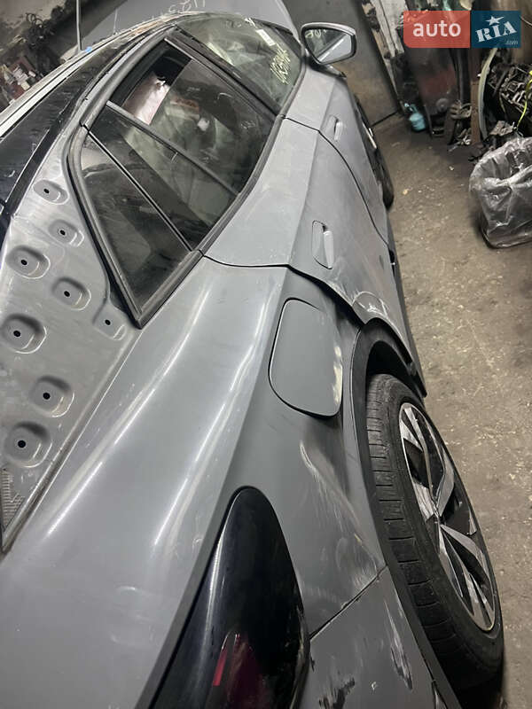 Внедорожник / Кроссовер Volkswagen ID.4 2022 в Киеве