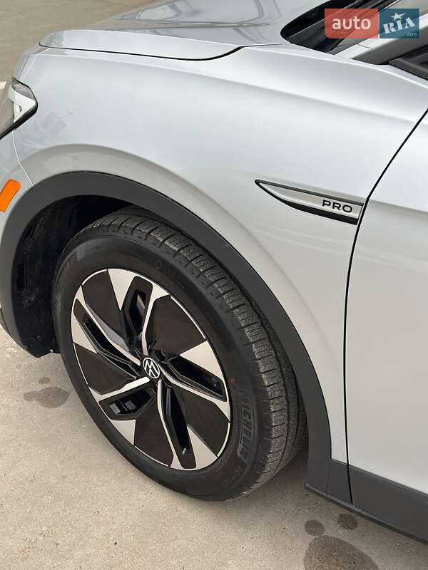 Внедорожник / Кроссовер Volkswagen ID.4 2021 в Киеве