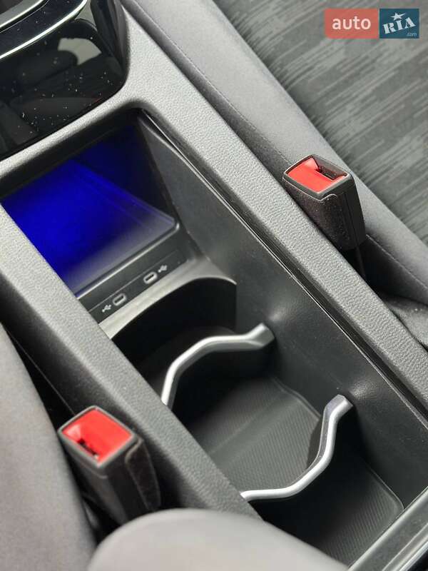 Внедорожник / Кроссовер Volkswagen ID.4 2021 в Киеве