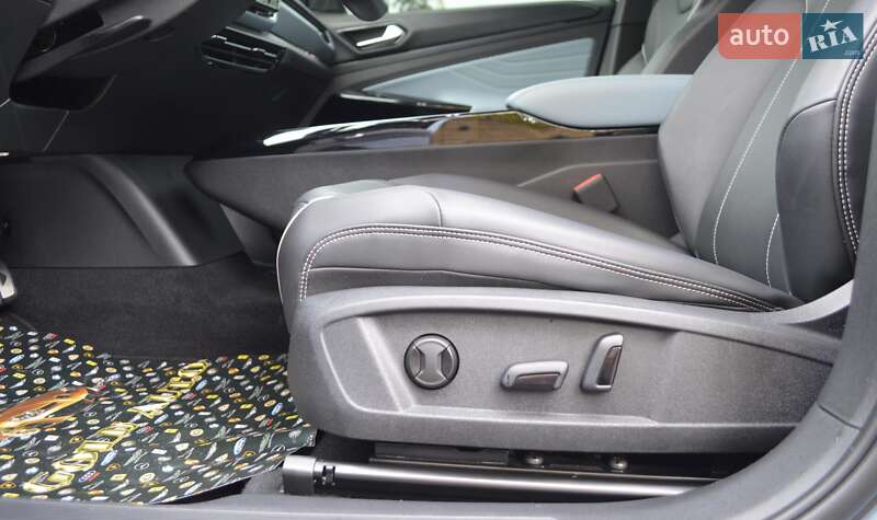 Позашляховик / Кросовер Volkswagen ID.4 2021 в Одесі