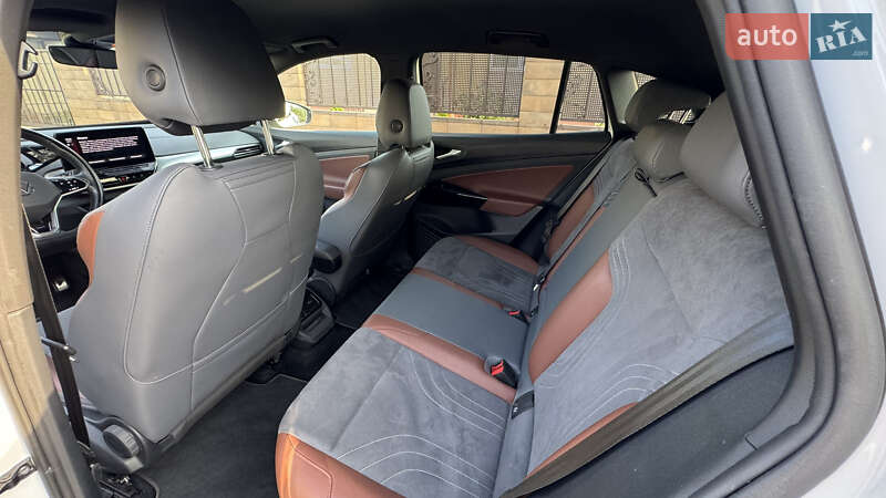 Внедорожник / Кроссовер Volkswagen ID.4 2021 в Ужгороде