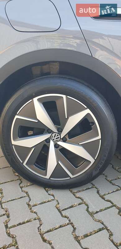 Внедорожник / Кроссовер Volkswagen ID.4 2023 в Умани