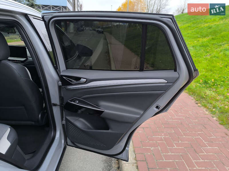 Внедорожник / Кроссовер Volkswagen ID.4 2021 в Киеве фото 21 Внедорожник / Кроссовер Volkswagen ID.4 2021 в Киеве