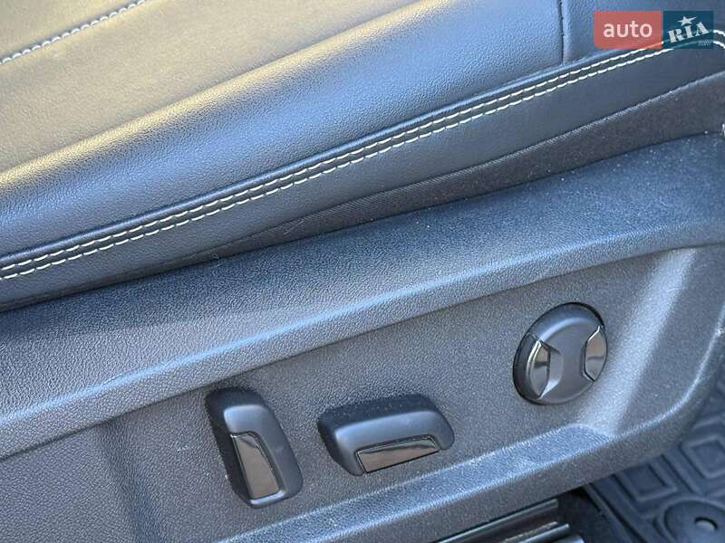 Позашляховик / Кросовер Volkswagen ID.4 2022 в Одесі фото 22 Позашляховик / Кросовер Volkswagen ID.4 2022 в Одесі