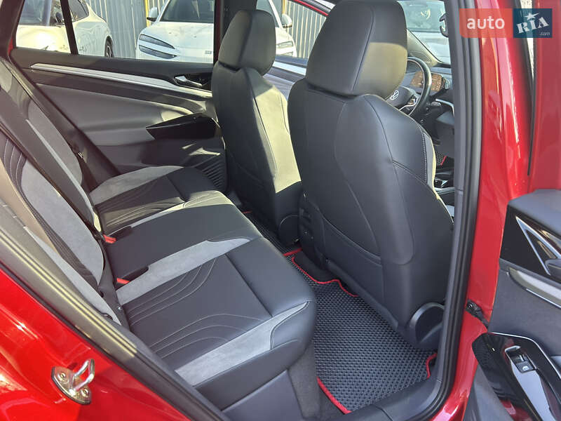 Внедорожник / Кроссовер Volkswagen ID.4 2021 в Одессе