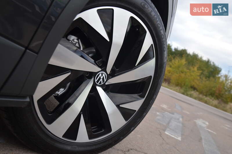 Внедорожник / Кроссовер Volkswagen ID.4 2021 в Дрогобыче