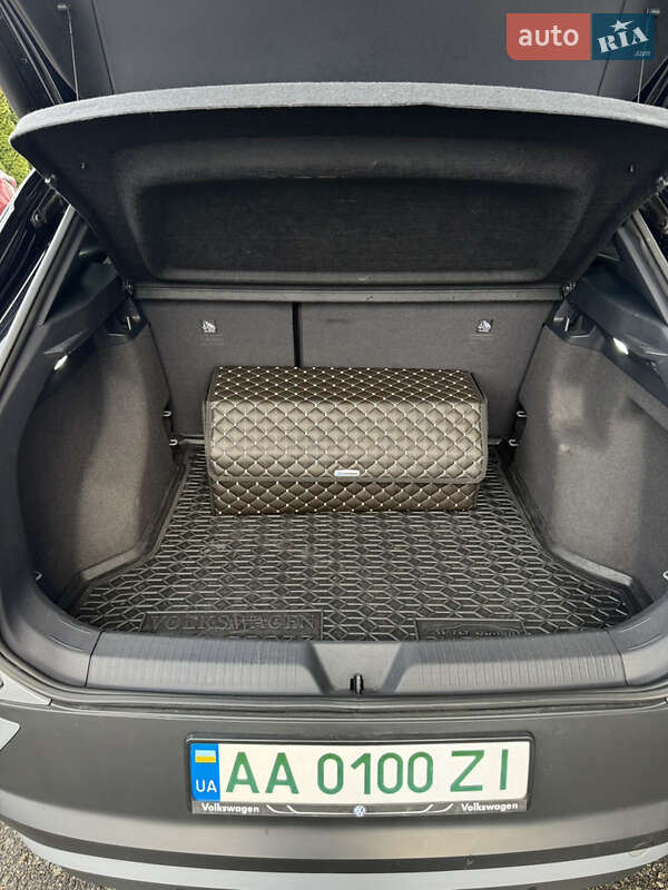 Внедорожник / Кроссовер Volkswagen ID.4 2021 в Киеве