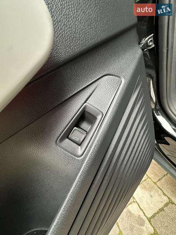 Позашляховик / Кросовер Volkswagen ID.4 2021 в Львові